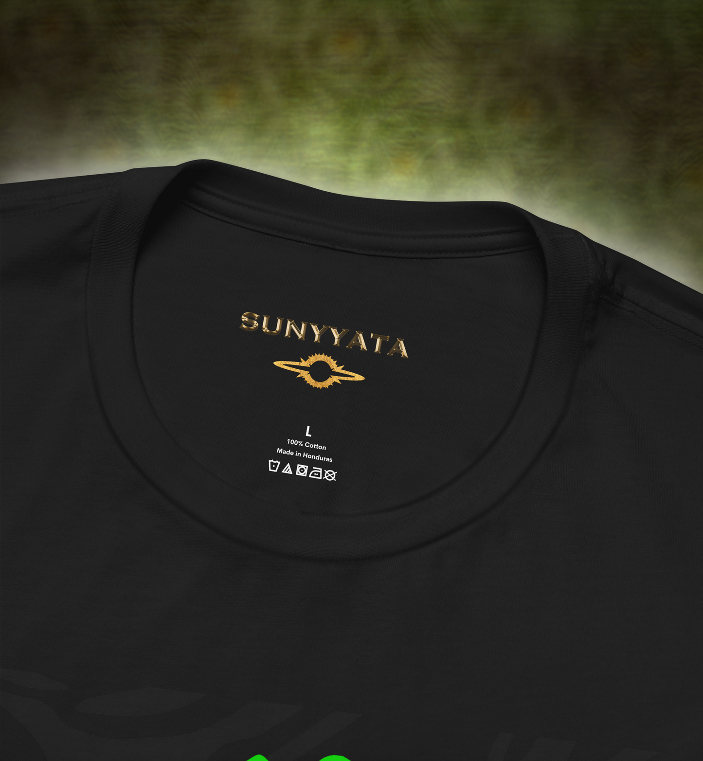 ROSE-EYE: NEON - Glow Tee - Black